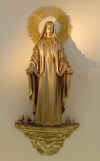 maryqueenofpeace.jpg (129772 bytes)